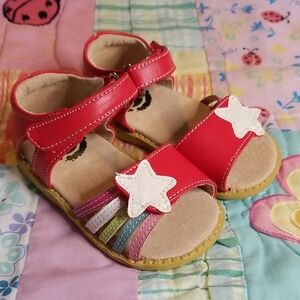 Livie & Luca Red Leather Adjustable Star Sandals for Kids Size 6 Like New